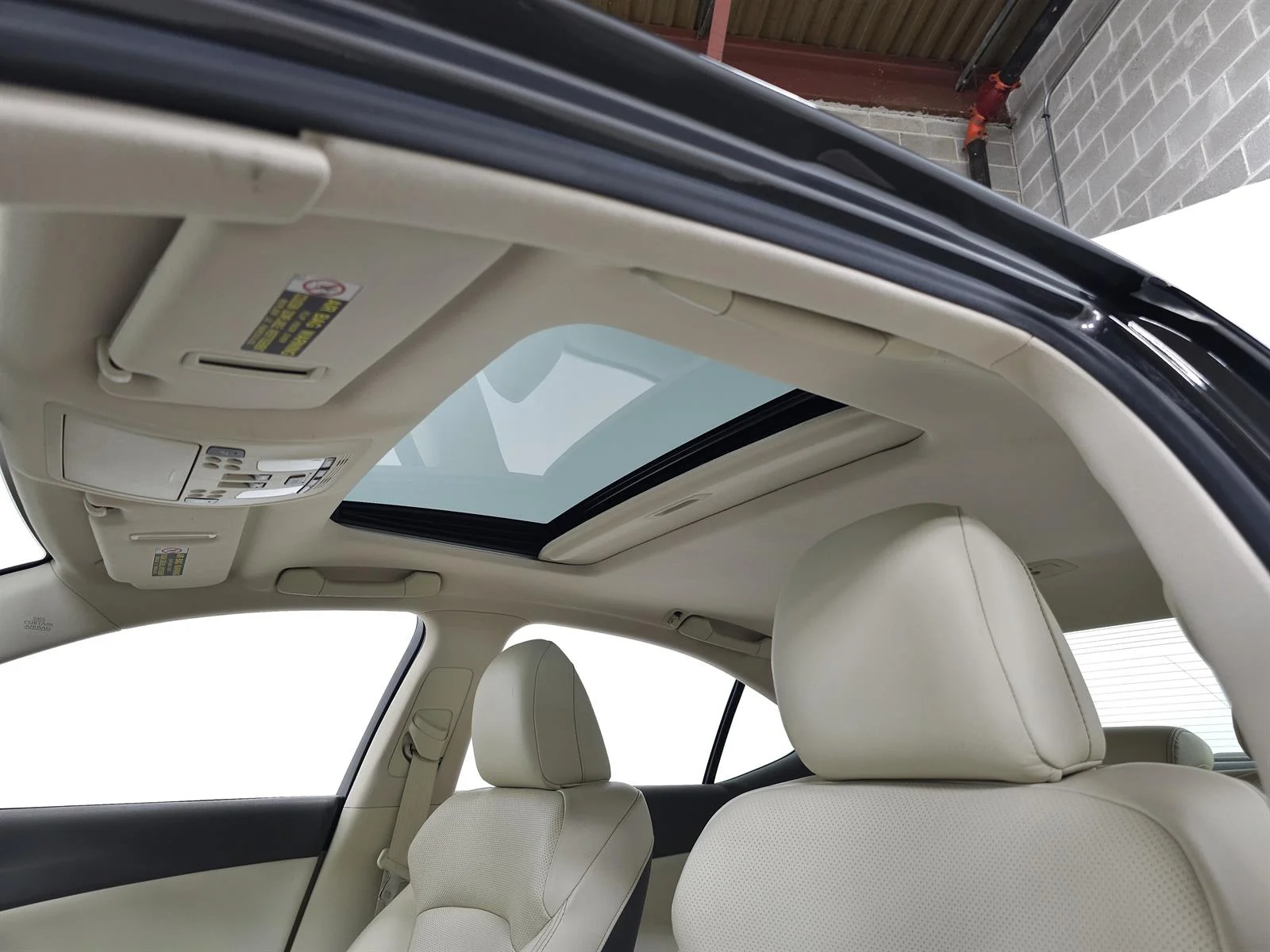Used 2010 Brown Lexus  image 16