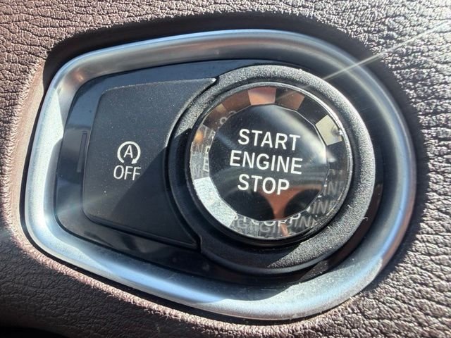 Used 2018 Green BMW xDrive28i image 15