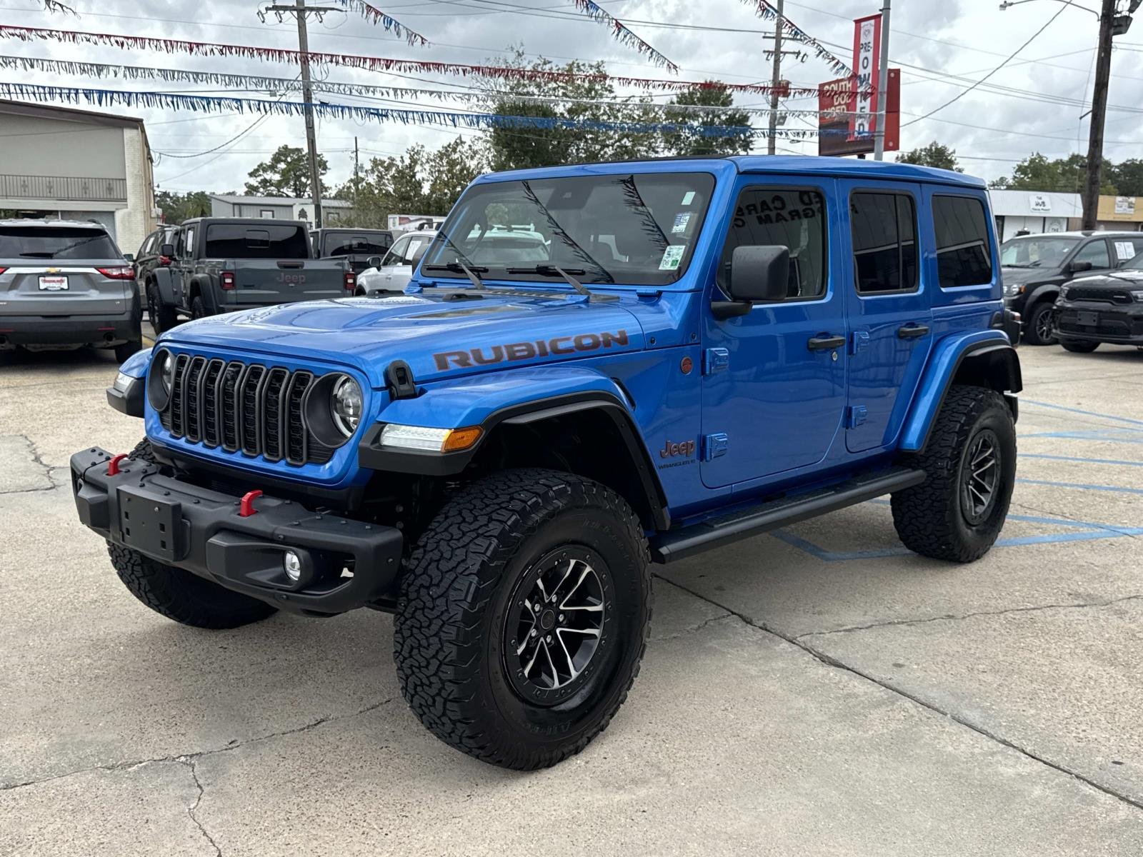 Used 2024 Hydro Blue Pearlcoat Jeep Rubicon X image 3