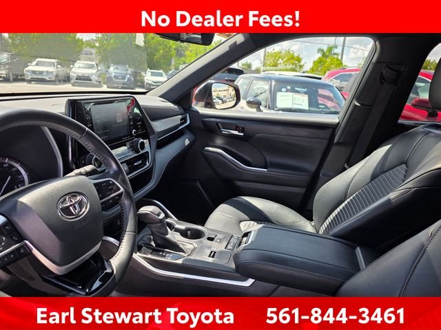 Certified Used 2022 Red Toyota XSE image 4