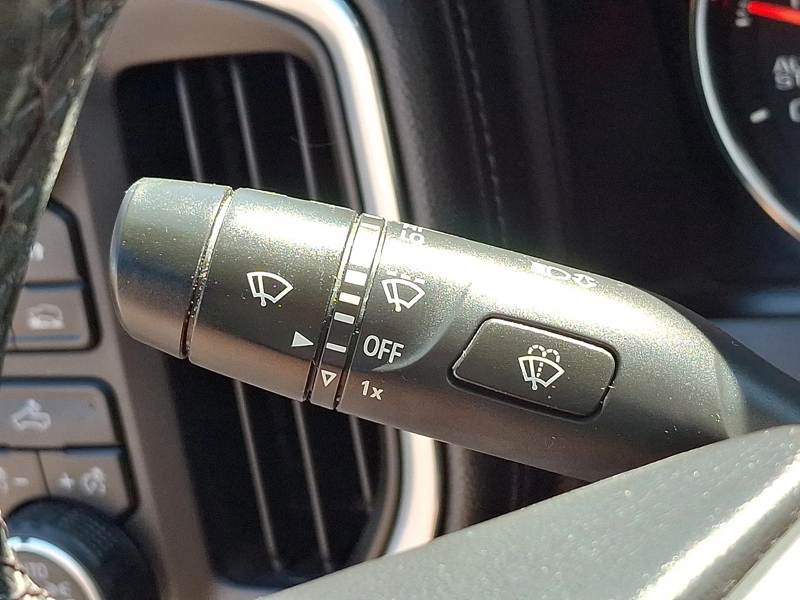 Used 2022 Northsky Blue Metallic Chevrolet LT image 25