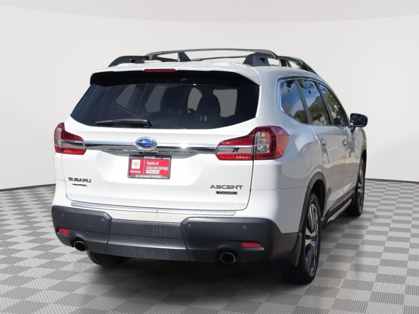 Used 2022 Crystal White Pearl Subaru Touring image 7