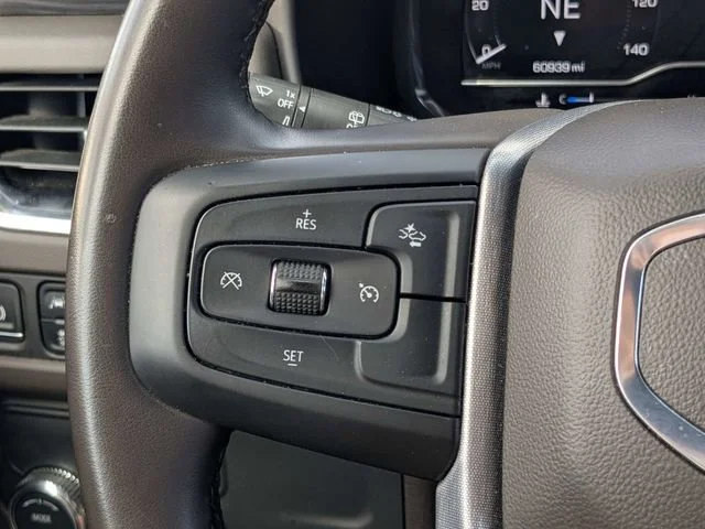 2024 GMC Yukon SLT - Photo 25