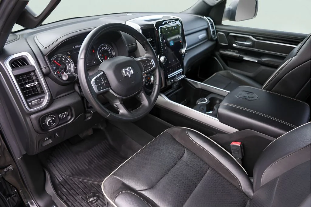 Used 2022 Black Ram Laramie image 13
