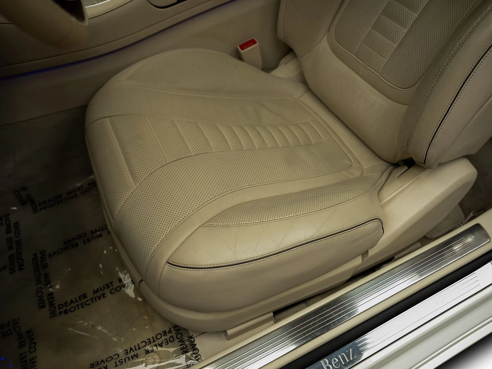 Used 2015 White Mercedes-Benz S 550 image 33