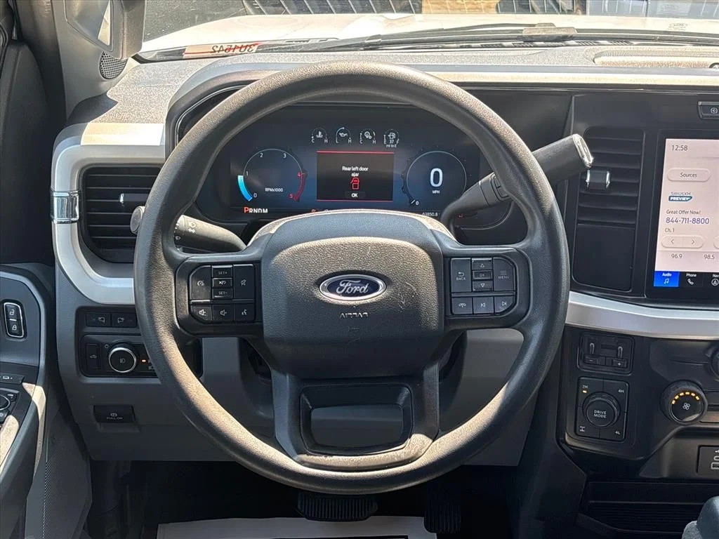 Used 2023 Oxford White Ford XLT image 23