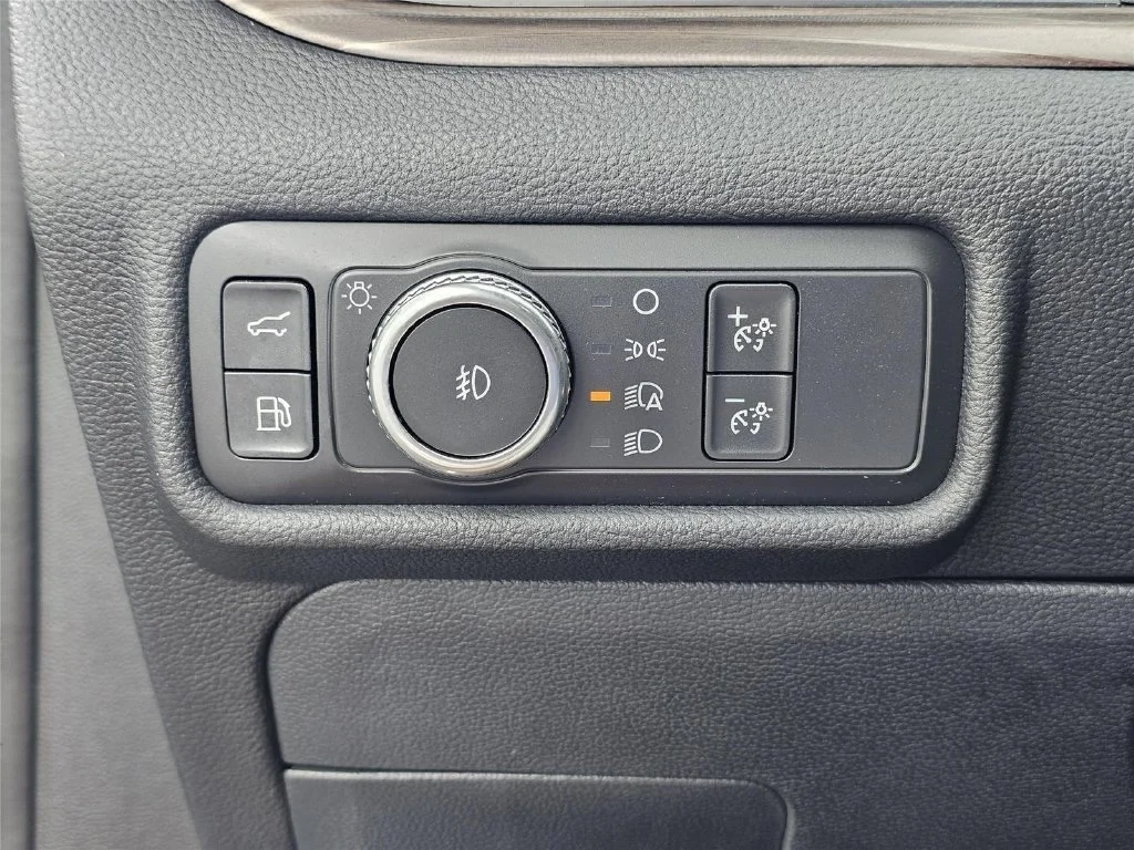 Used 2021 Carbonized Gray Ford Limited image 21