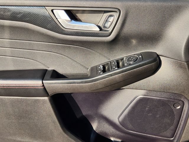 2024 Ford Escape ST-Line - Photo 24