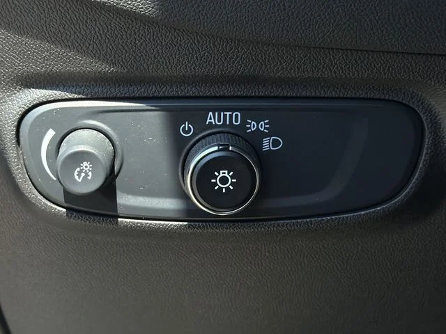 Used 2024 Gray Chevrolet LT image 31