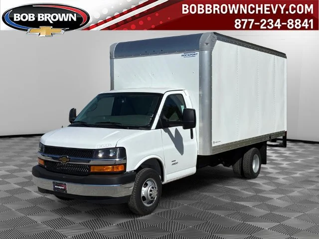 2026 Chevrolet Express Cutaway Base