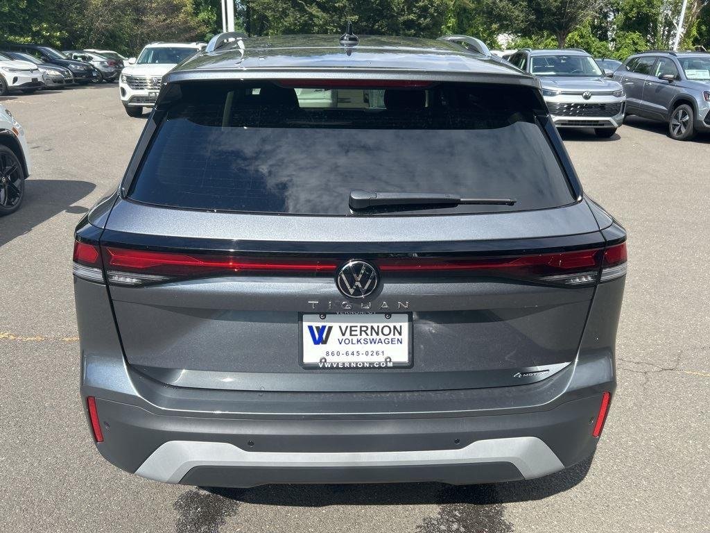 Certified Used 2025 Platinum Gray Metallic Volkswagen S image 3