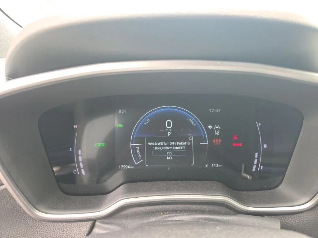 Used 2025  Toyota Hybrid XSE image 4