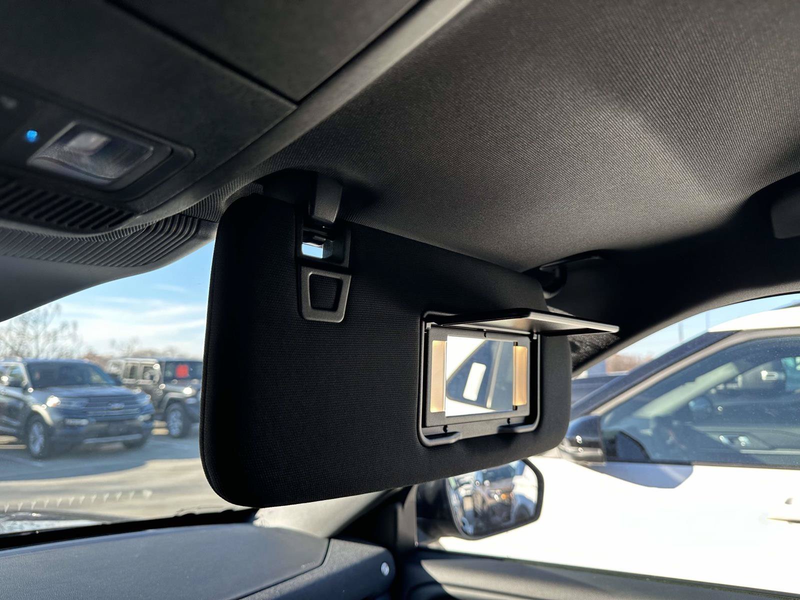 2026 Ford Explorer ST-Line - Photo 16