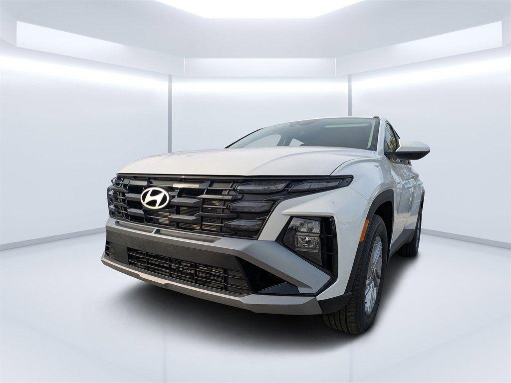 New 2026 White Hyundai SE FWD image 7