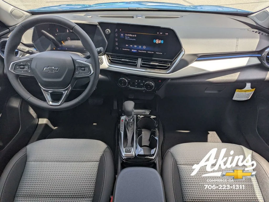2026 Chevrolet Trax LT - Photo 14