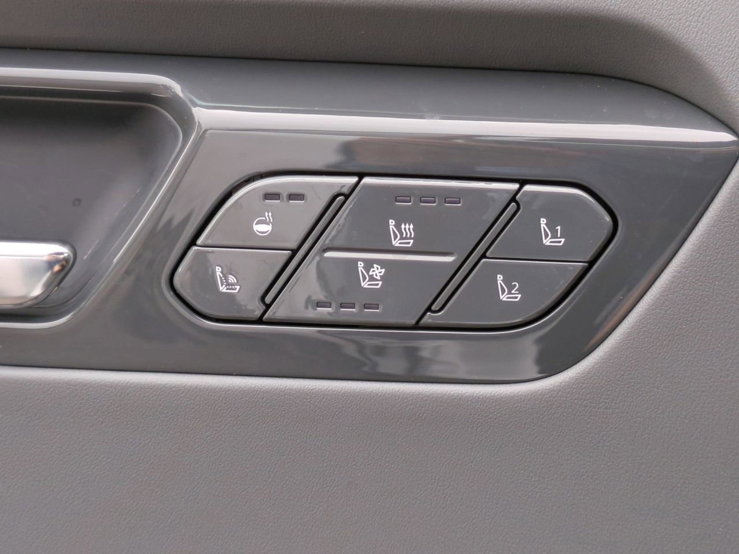 New 2026 Glacial White Pearl Kia GT-Line image 29