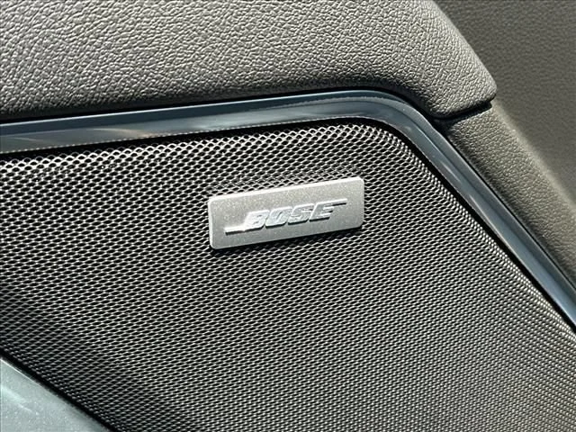 New 2026 Onyx Black GMC SLT image 28