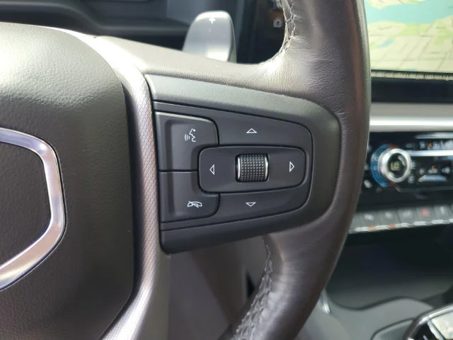 Used 2023 WHITE FROST TRICOAT GMC Denali image 20