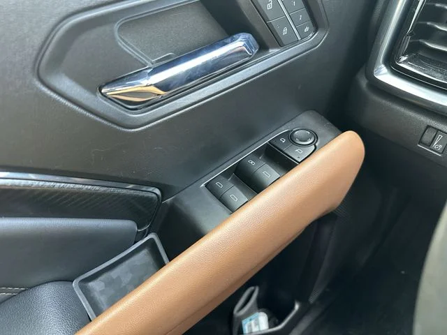Used 2024 Brown GMC AT4 image 14