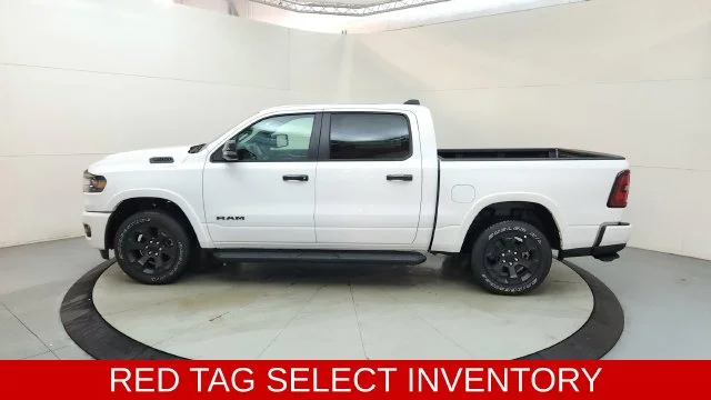 New 2026 Bright White Clear-Coat Exterior Paint RAM Big Horn/Lone Star image 6