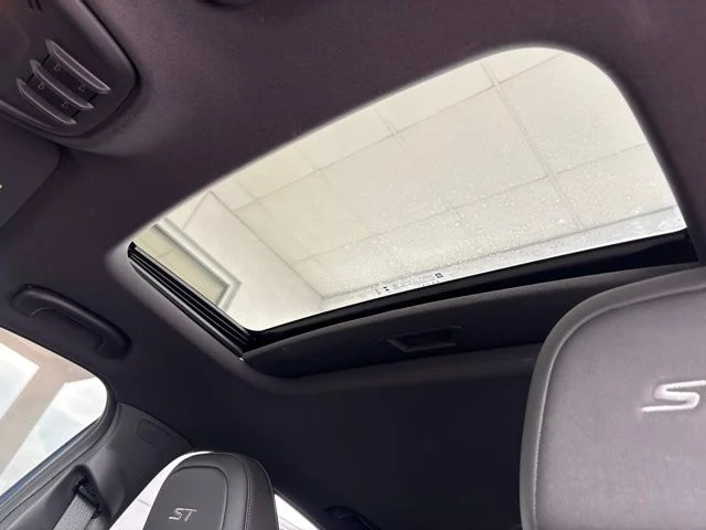 Used 2025 Blue Buick Sport Touring image 27