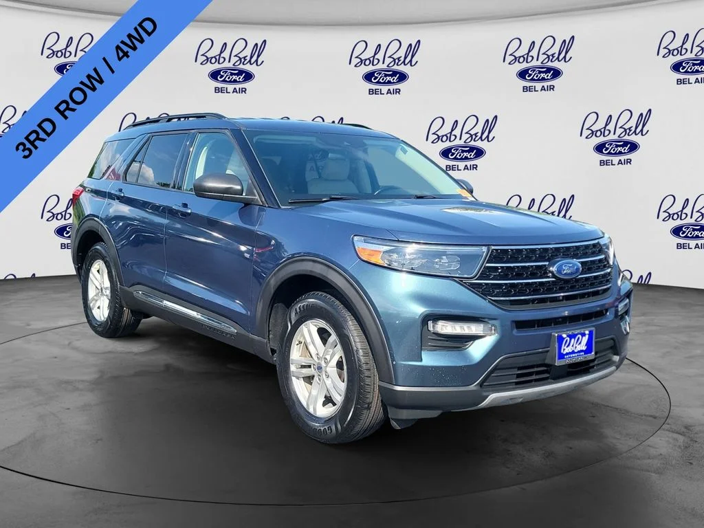 Used 2020 Blue Ford XLT image 1