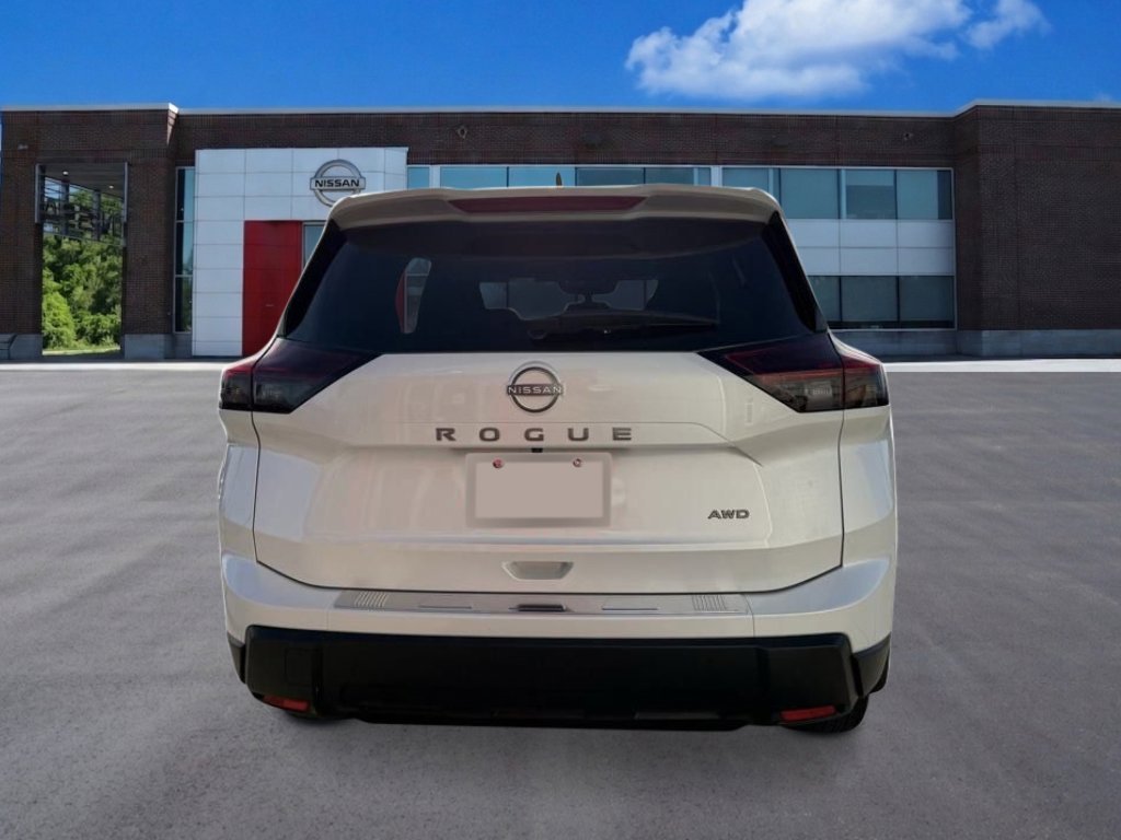 New 2026 Everest White Pearl Tricoat Nissan SV image 4