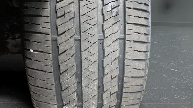 Used 2023 Silver Jeep Altitude X image 38