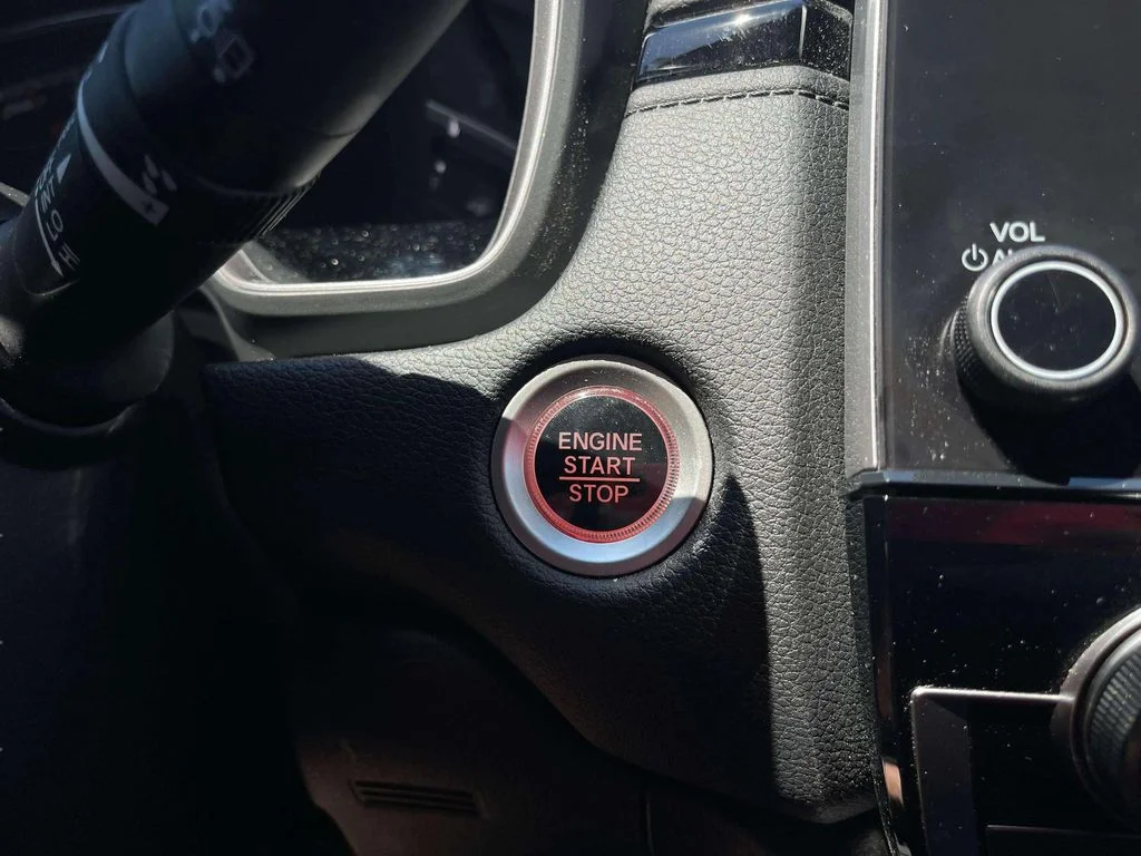 Used 2018 Modern Steel Metallic Honda EX image 17