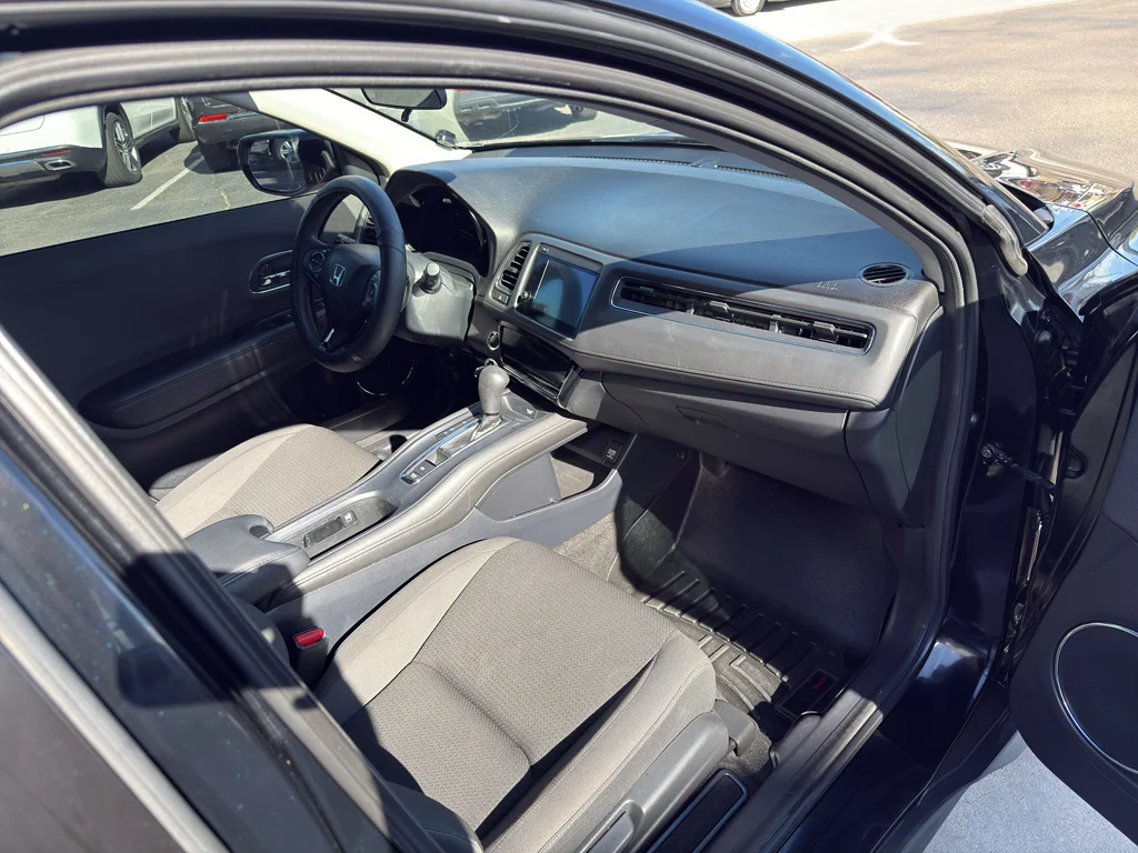 Used 2020 Modern Steel Metallic Honda EX image 24