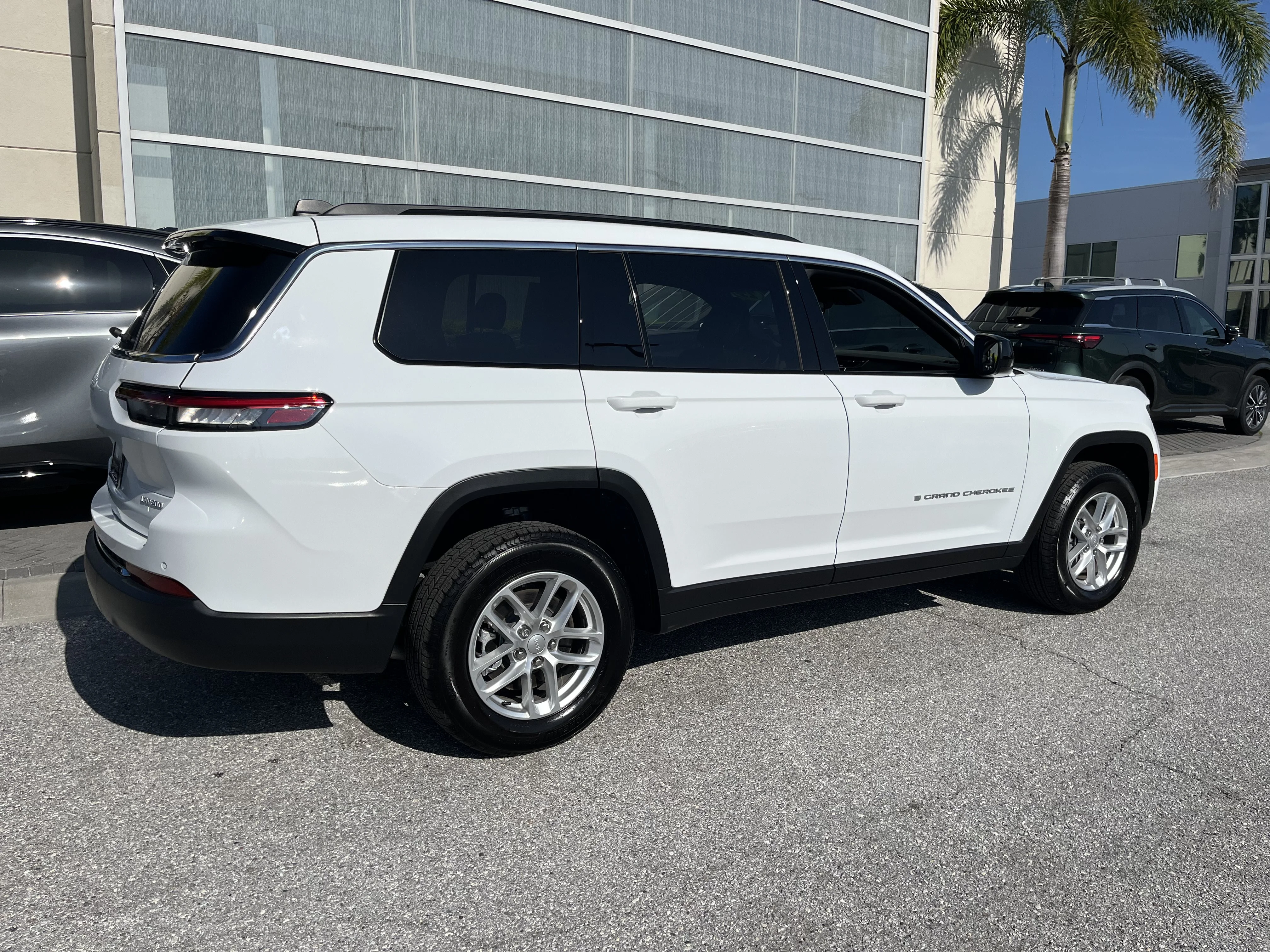 2025 Jeep Grand Cherokee L Laredo - Photo 10