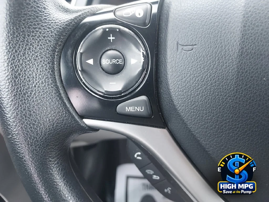 Used 2013 Silver Honda LX image 22