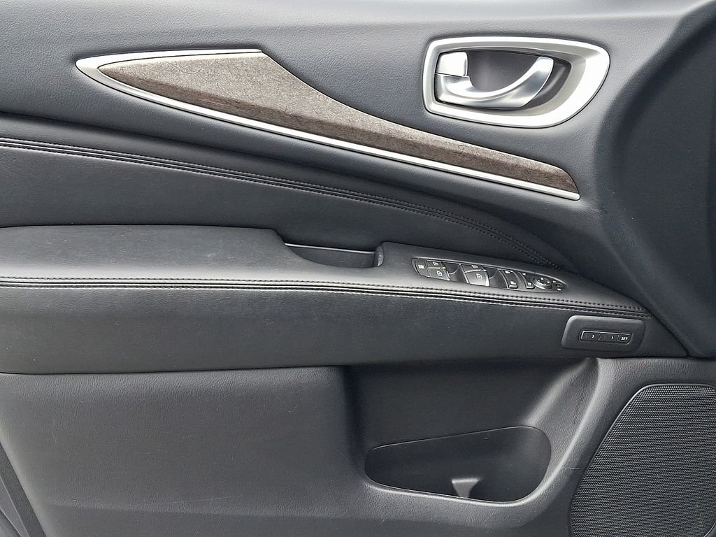 Used 2014 Gray INFINITI Base image 14