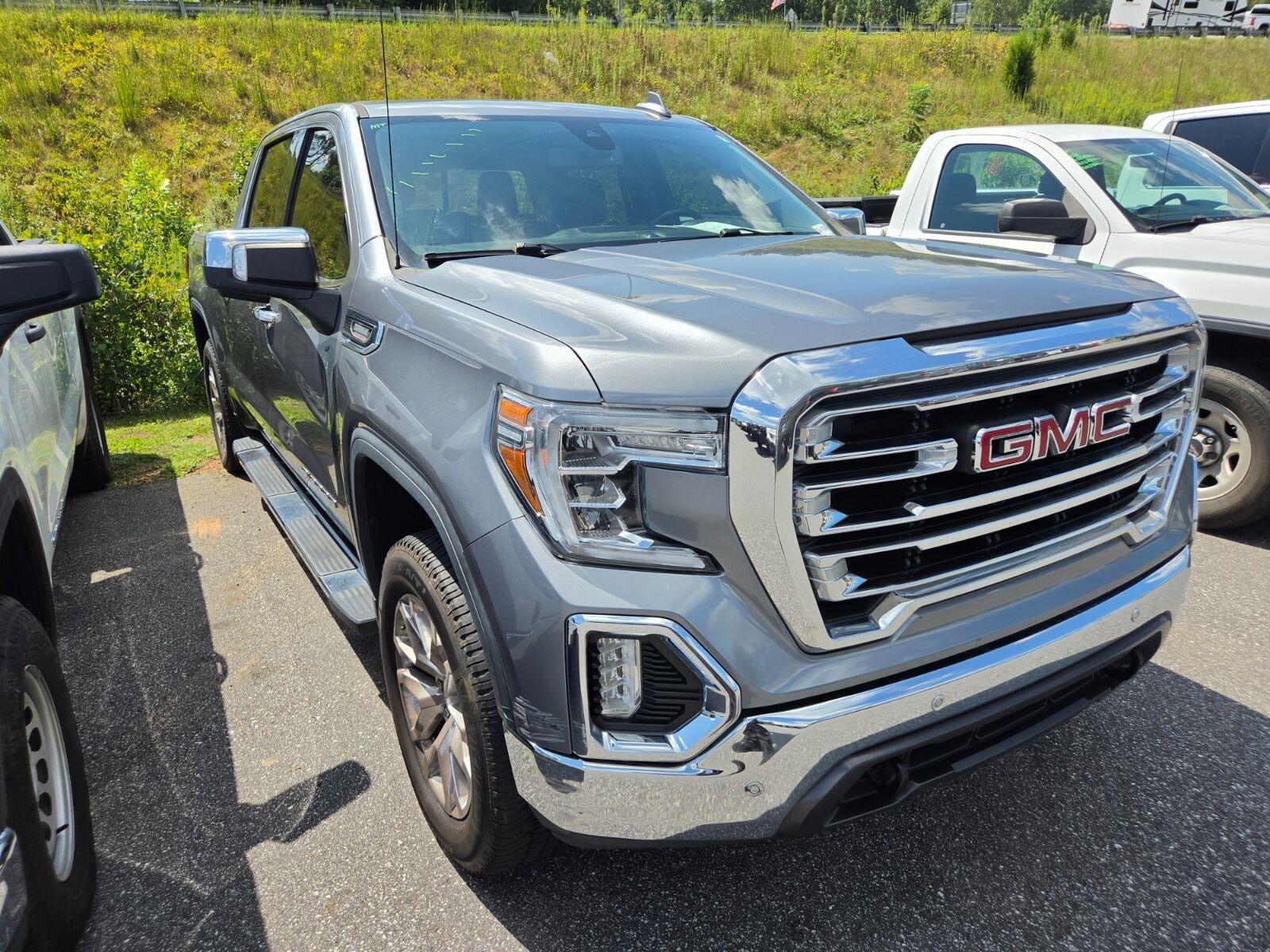 Used 2020 SATIN STEEL METALLIC GMC SLT image 3