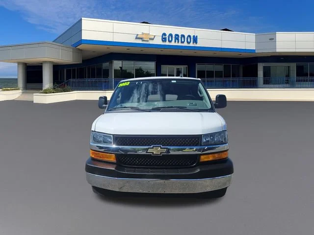 Used 2023 Summit White Chevrolet 1LT image 9