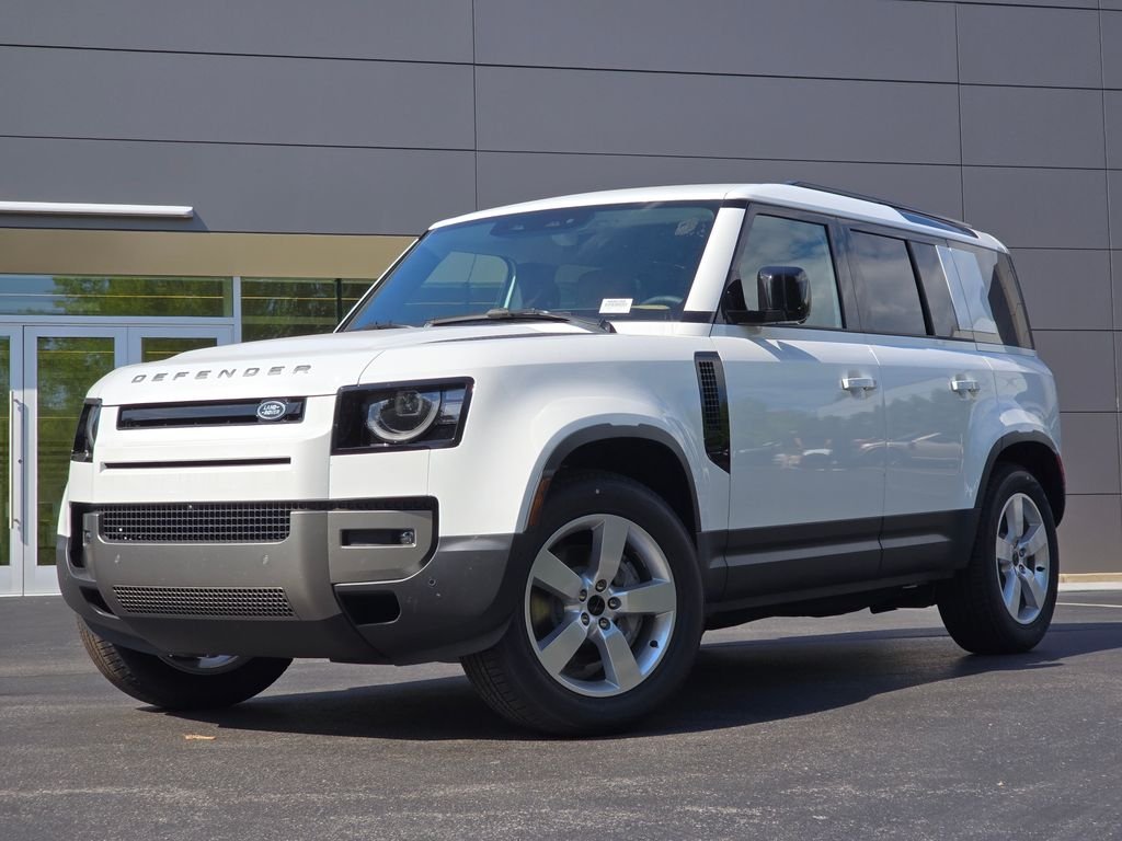 New 2026 Fuji White Land Rover S image 2