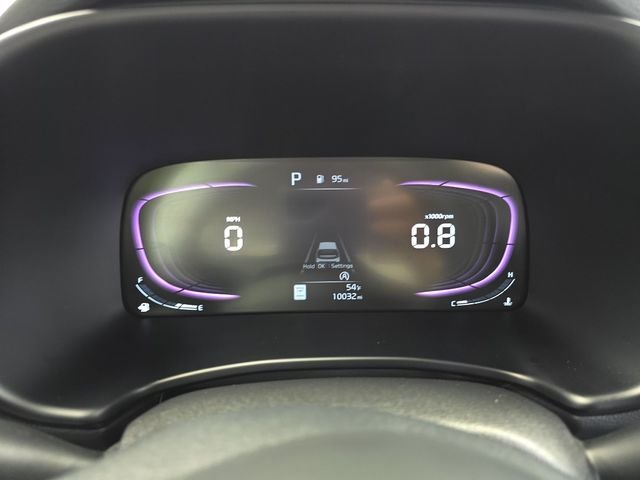 Used 2025  Kia LX image 17