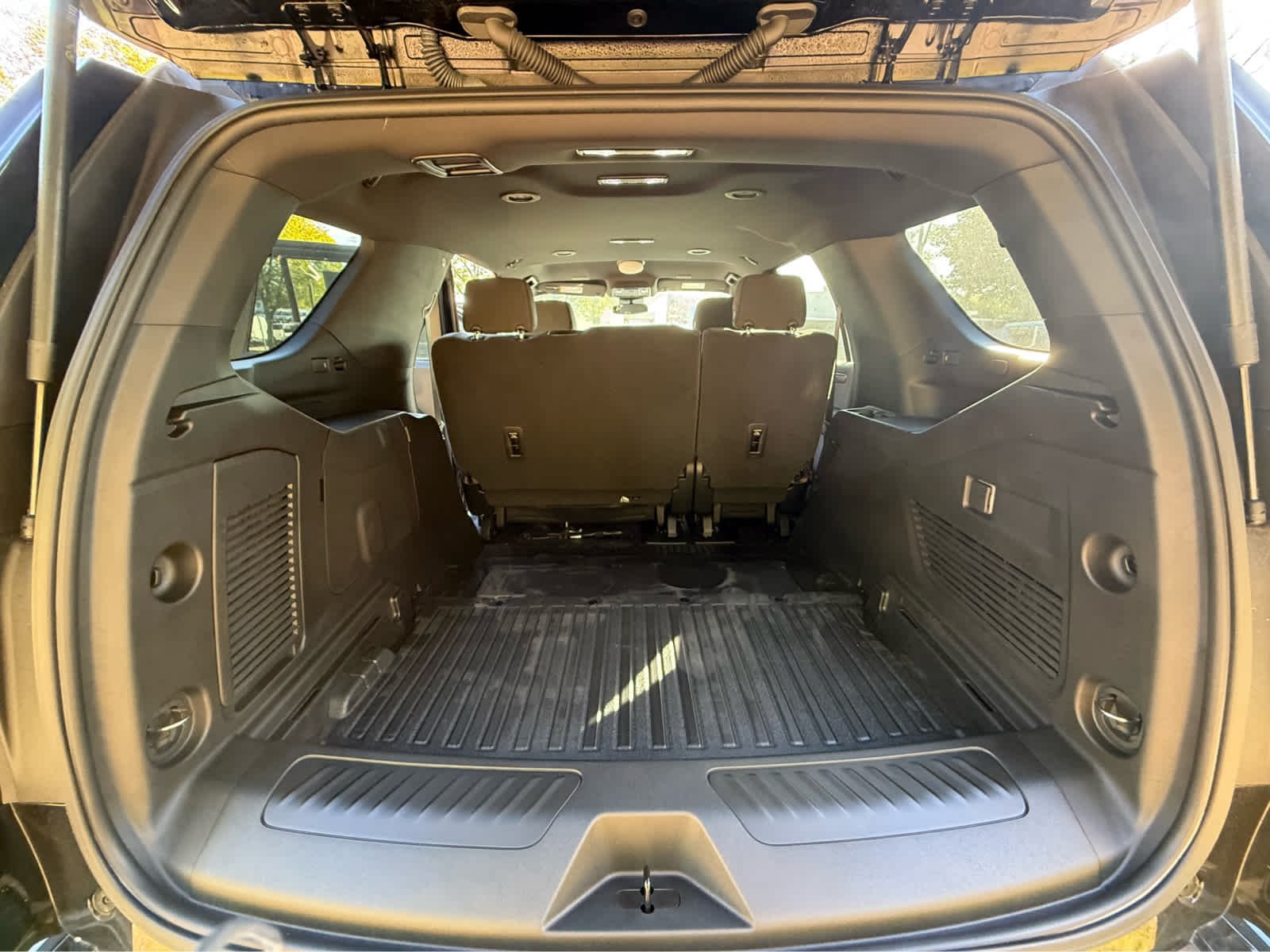 2026 Chevrolet Tahoe Fleet - Photo 10
