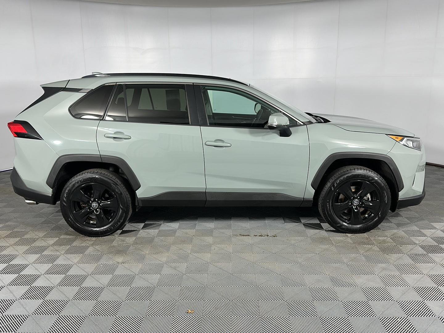 Used 2021 Lunar Rock Toyota XLE image 28
