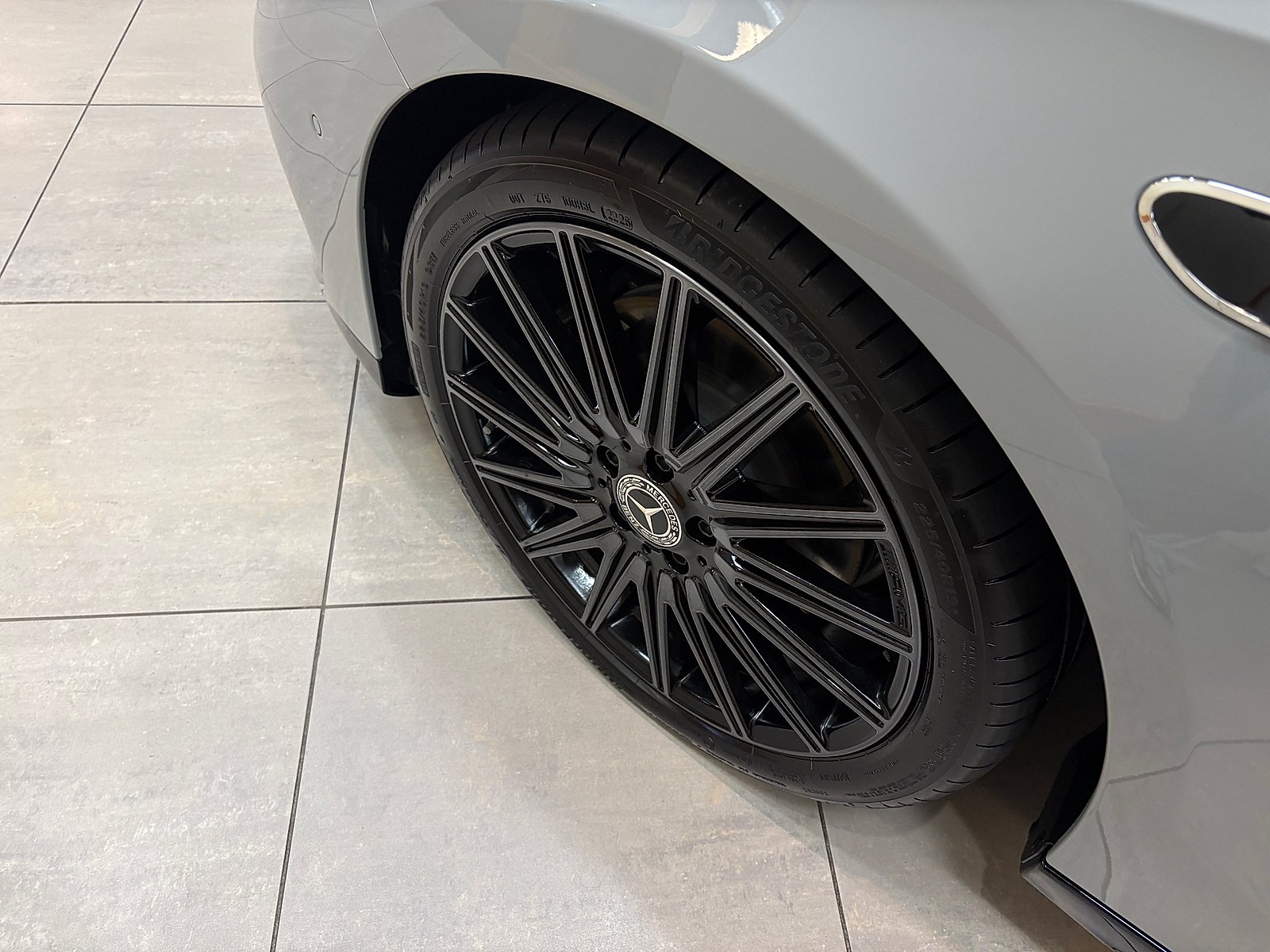 New 2027 MANUFAKTUR Alpine Grey Mercedes-Benz CLA 220 Hybrid image 6