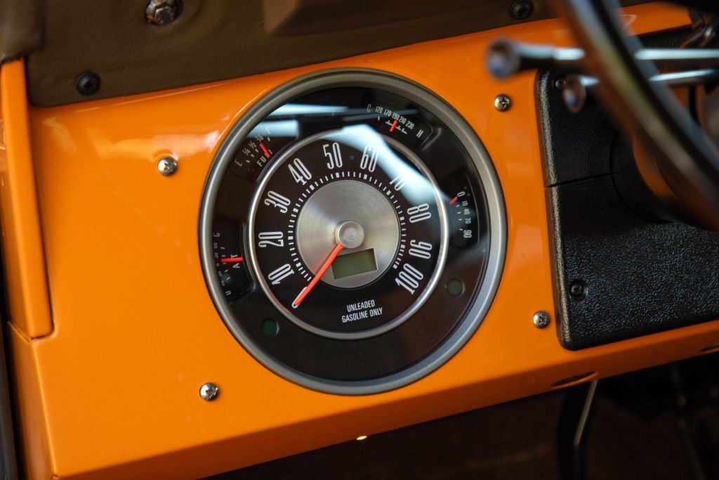 Used 1974 Orange Ford Ranger image 31