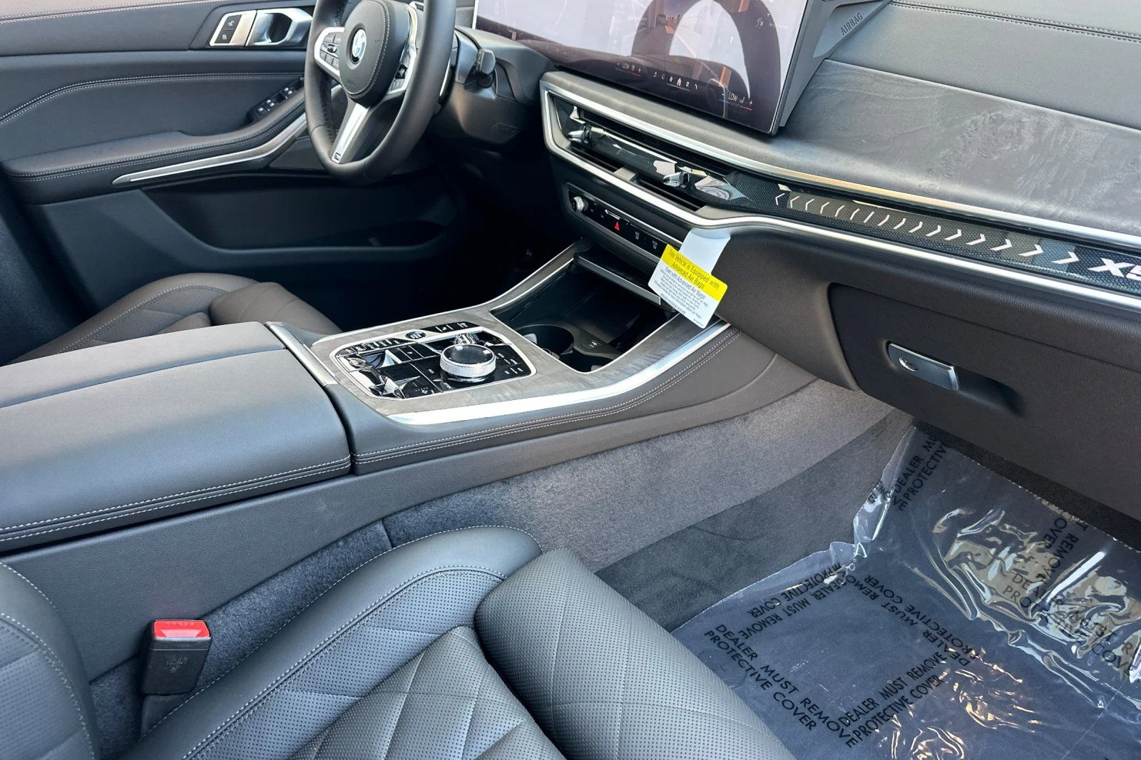 New 2026 Black Sapphire Metallic BMW xDrive40i image 13