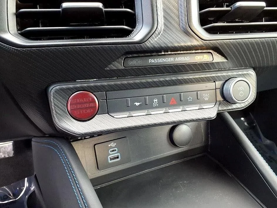 2025 Ford Mustang Dark Horse - Photo 28