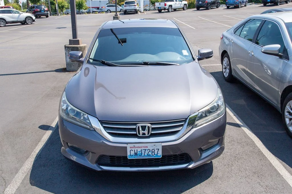 Used 2015 Modern Steel Metallic Honda EX image 2