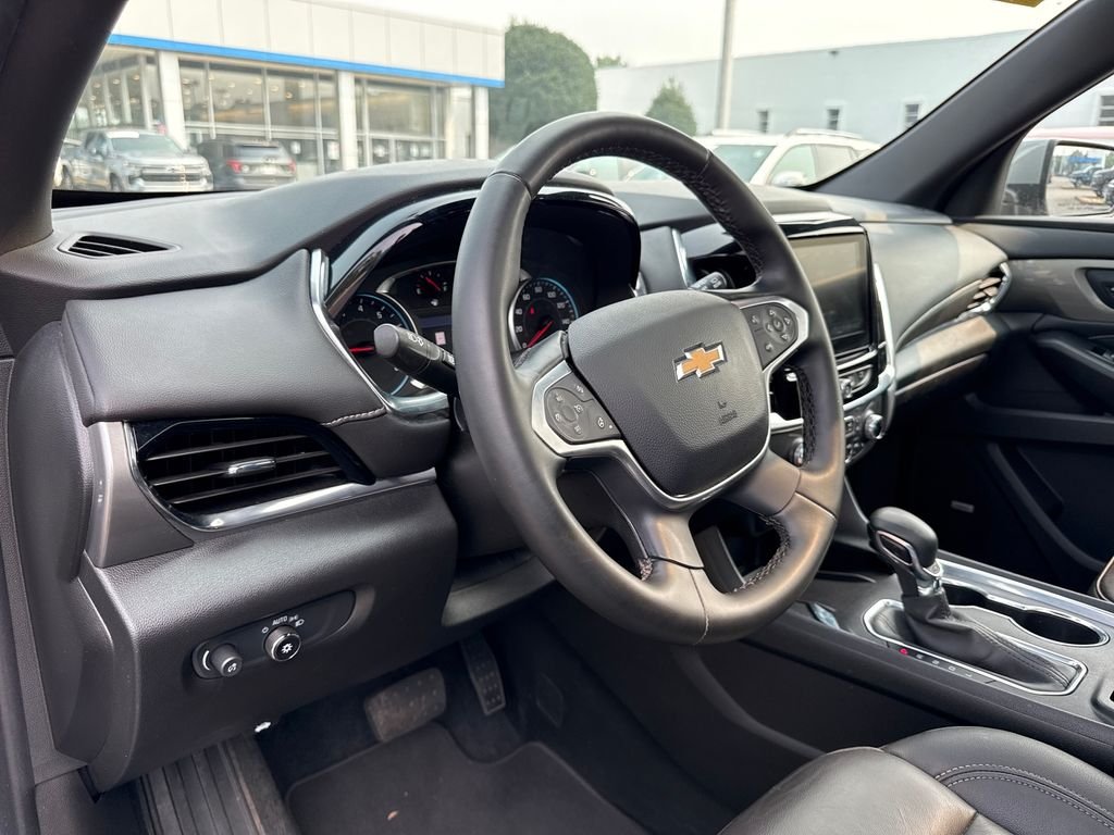 Used 2023 Gray Chevrolet LT Leather image 13