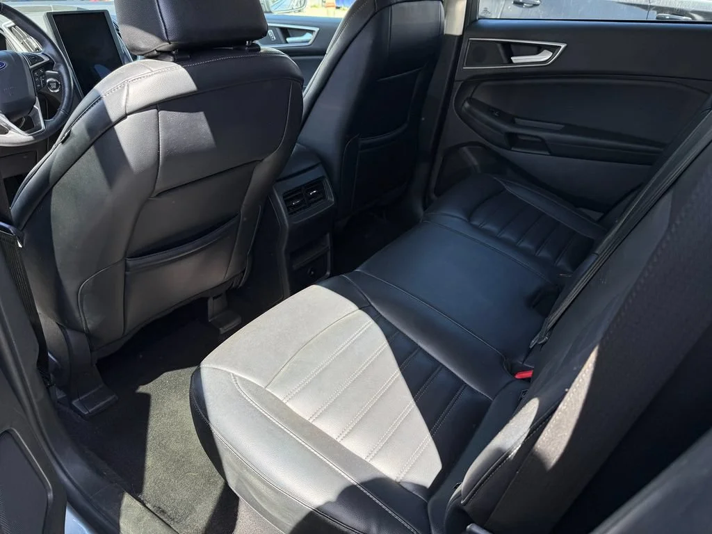 Used 2024 Silver Ford SEL image 14