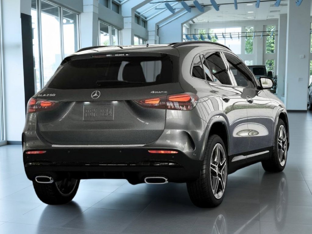 New 2026 Mountain Grey Metallic Mercedes-Benz GLA 250 image 22