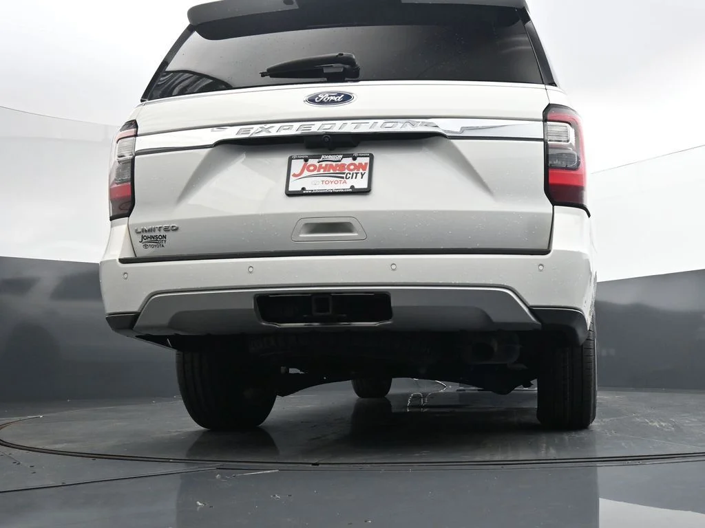 Used 2021 White Ford Limited image 38