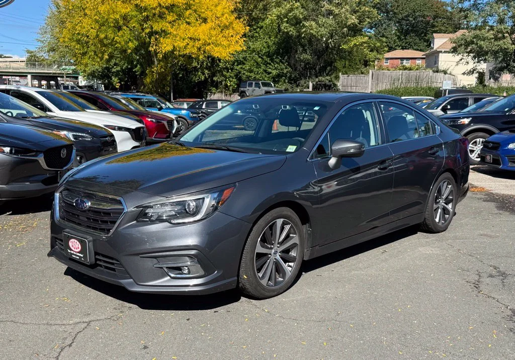 Used 2019 Magnetite Gray Metallic Subaru 2.5i image 1