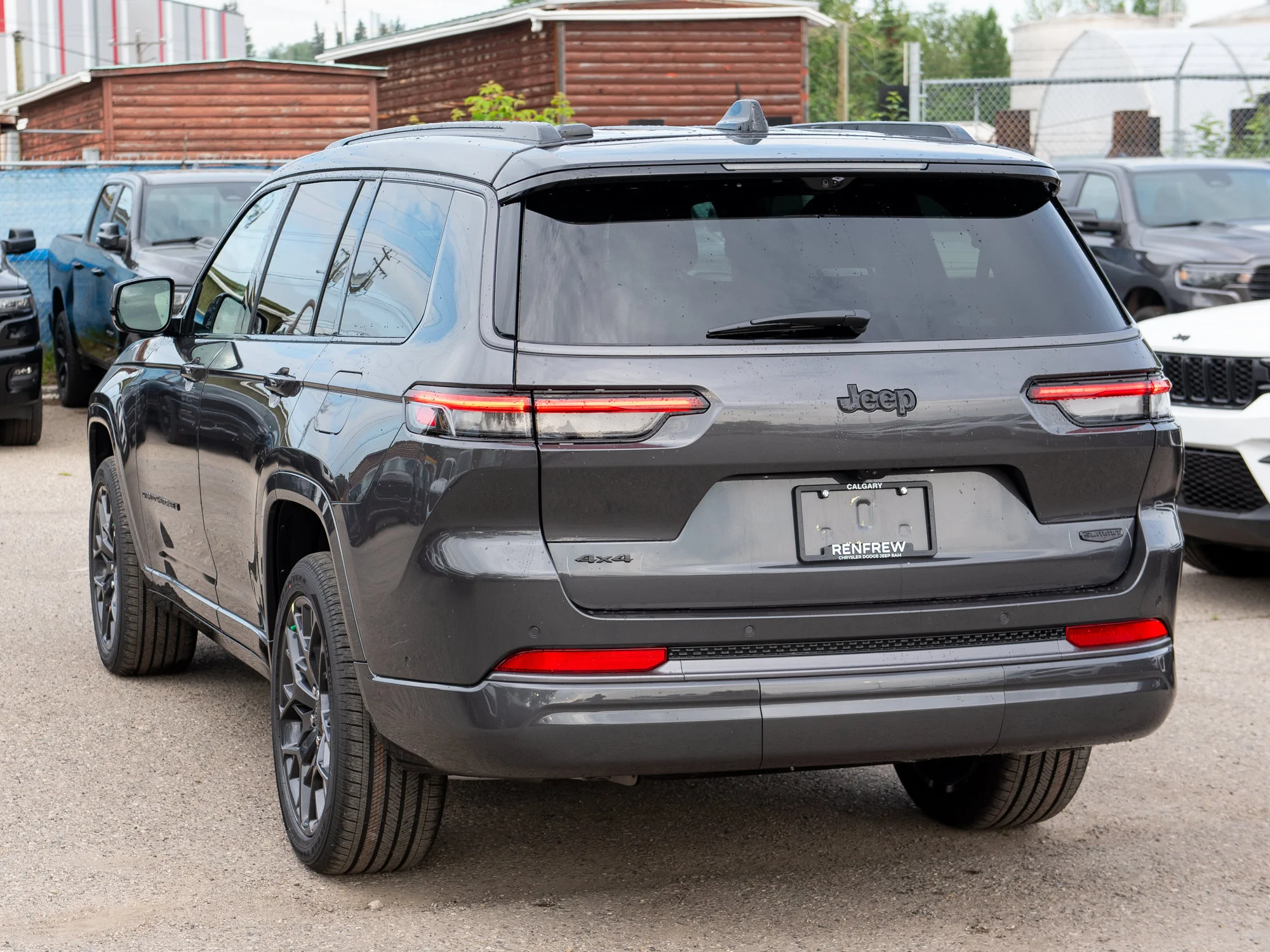New 2026 Grey Jeep Summit* image 3